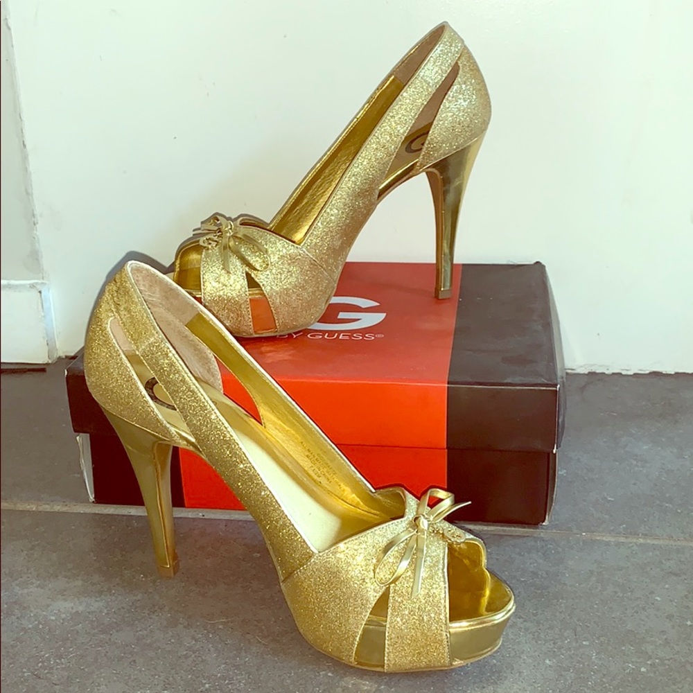 Guess Gold Heels-Size 7.5